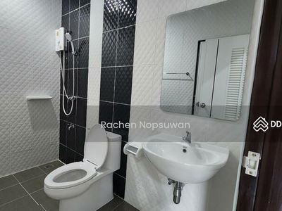 Prao Satjakul, Songkhla, Thailand Prao Satjakul, Songkhla, Thailand