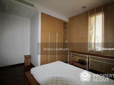 Life One Wireless, Bangkok, Thailand Life One Wireless, Bangkok, Thailand