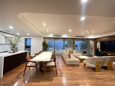 Royal City Royal City