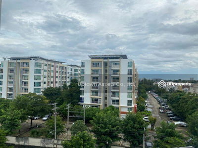 The Lake Kallapraphruk – Wutthakat, Bangkok, Thailand The Lake Kallapraphruk – Wutthakat, Bangkok, Thailand