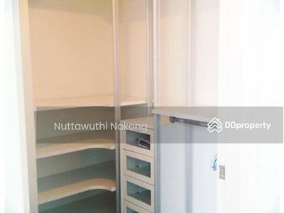 Manhattan Chidlom, Bangkok, Thailand Manhattan Chidlom, Bangkok, Thailand