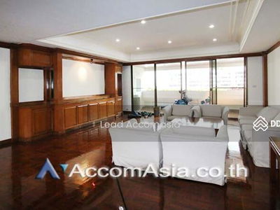 3 Bedrooms Apartment for Rent in Sukhumvit, Bangkok near BTS Asok - MRT Sukhumvit at Convenience, Bangkok