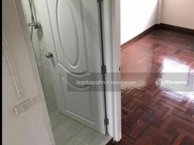 10110, Bangkok, Thailand 10110, Bangkok, Thailand