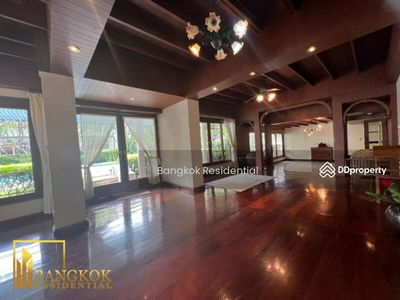 Single House in Compound, Bangkok, Thailand Single House in Compound, Bangkok, Thailand