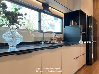 VIVE Rama 9, Bangkok, Thailand VIVE Rama 9, Bangkok, Thailand