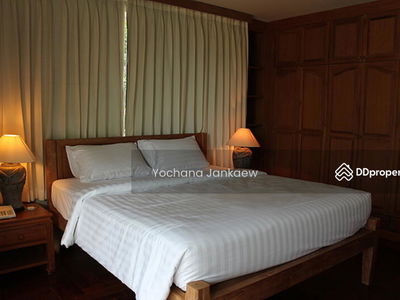 Baan Thirapa, Bangkok, Thailand Baan Thirapa, Bangkok, Thailand