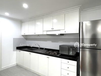 Acadamia Grand Tower, Bangkok, Thailand Acadamia Grand Tower, Bangkok, Thailand