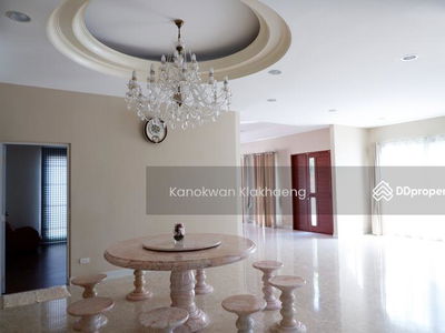 Grand Bangkok Boulevard Rama9, Bangkok, Thailand Grand Bangkok Boulevard Rama9, Bangkok, Thailand