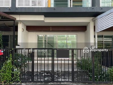 Chuan Chuen Modus Centro, Nonthaburi, Thailand Chuan Chuen Modus Centro, Nonthaburi, Thailand