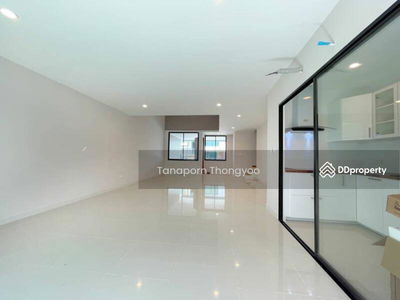 Nirvana Define Srinakarin-Rama9, Bangkok, Thailand Nirvana Define Srinakarin-Rama9, Bangkok, Thailand