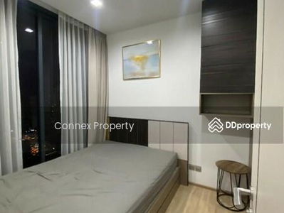 The Line Phahon-Pradipat, Bangkok, Thailand The Line Phahon-Pradipat, Bangkok, Thailand