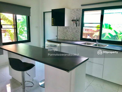 Spacious 4-Br House near BTS Udom Suk, Bangkok, Thailand Spacious 4-Br House near BTS Udom Suk, Bangkok, Thailand