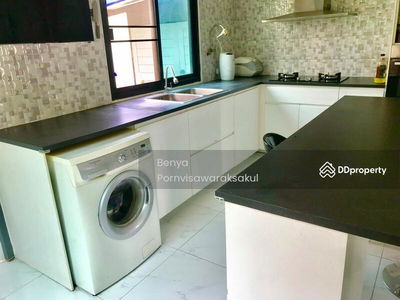 Spacious 4-Br House near BTS Udom Suk, Bangkok, Thailand Spacious 4-Br House near BTS Udom Suk, Bangkok, Thailand