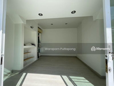 Nantawan Sukhumvit 77, Bangkok, Thailand Nantawan Sukhumvit 77, Bangkok, Thailand