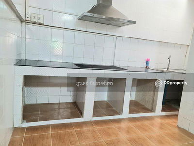 2-story townhouse, Rattanathibet 15 (Intersection 5), Nonthaburi, Nonthaburi, Thailand 2-story townhouse, Rattanathibet 15 (Intersection 5), Nonthaburi, Nonthaburi, Thailand