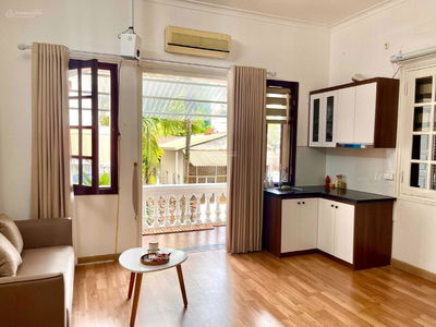 220, Vietnam 220, Vietnam