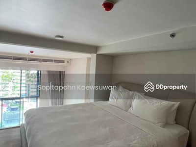 Siamese Exclusive Sukhumvit 31, Bangkok, Thailand Siamese Exclusive Sukhumvit 31, Bangkok, Thailand