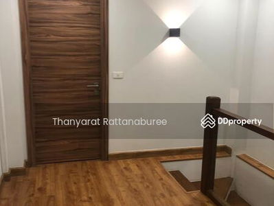 House for rent near BTS Ekkamai, Bangkok, Thailand House for rent near BTS Ekkamai, Bangkok, Thailand