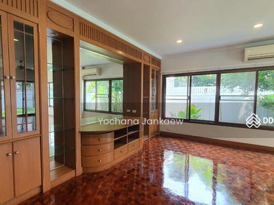 Spacious 4-Br House near BTS Phloen Chit (1019636), Bangkok, Thailand Spacious 4-Br House near BTS Phloen Chit (1019636), Bangkok, Thailand