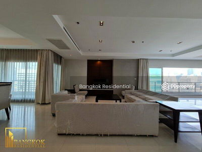 Royal Residence park, Bangkok, Thailand Royal Residence park, Bangkok, Thailand