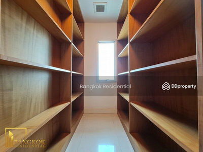 Royal Residence park, Bangkok, Thailand Royal Residence park, Bangkok, Thailand