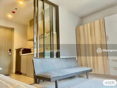 Life Asoke-Rama 9, Bangkok, Thailand Life Asoke-Rama 9, Bangkok, Thailand