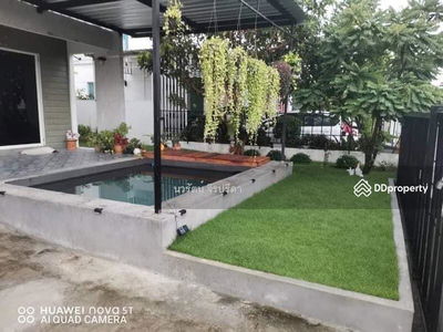 Inisio Village 1, Pathum Thani, Thailand Inisio Village 1, Pathum Thani, Thailand