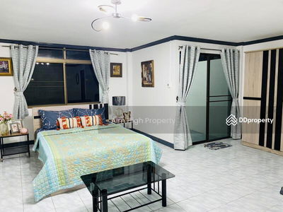 Baan Royal Nakarin Villa, Bangkok, Thailand Baan Royal Nakarin Villa, Bangkok, Thailand