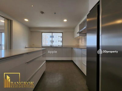 Sathorn Park Place, Bangkok, Thailand Sathorn Park Place, Bangkok, Thailand