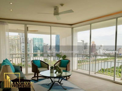 Lake Green, Bangkok, Thailand Lake Green, Bangkok, Thailand