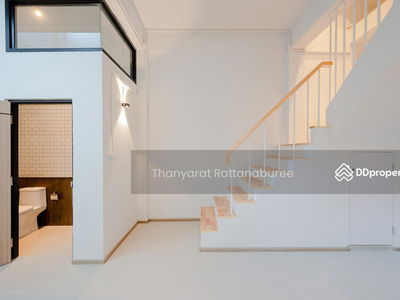 Townhome renovate at Charoen Krung, Bangkok, Thailand Townhome renovate at Charoen Krung, Bangkok, Thailand