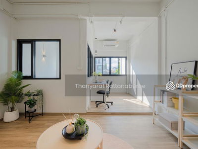 Townhome renovate at Charoen Krung, Bangkok, Thailand Townhome renovate at Charoen Krung, Bangkok, Thailand