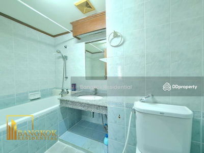 Saranjai Mansion, Bangkok, Thailand Saranjai Mansion, Bangkok, Thailand