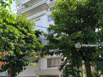 East Bank Residence Sriyan, Bangkok, Thailand East Bank Residence Sriyan, Bangkok, Thailand