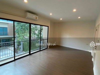 Lumpini Town Residence Bangna, Bangkok, Thailand Lumpini Town Residence Bangna, Bangkok, Thailand