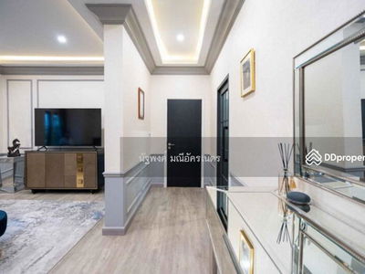 The Matias Kalapapruek-Kanchanapisek, Bangkok, Thailand The Matias Kalapapruek-Kanchanapisek, Bangkok, Thailand