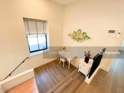 Nantawan Rama 9 New Krungthepkreetha, Bangkok, Thailand Nantawan Rama 9 New Krungthepkreetha, Bangkok, Thailand