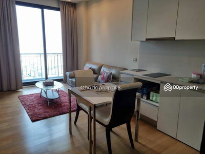 EQUINOX Paholyothin-Viphavadee, Bangkok, Thailand EQUINOX Paholyothin-Viphavadee, Bangkok, Thailand