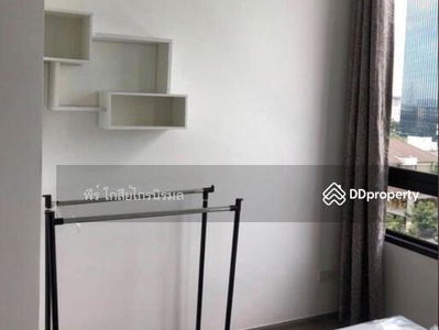 Lyss Ratchayothin, Bangkok, Thailand Lyss Ratchayothin, Bangkok, Thailand