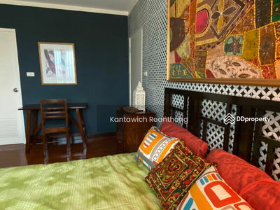 Baan Siri Sathorn Yenakard, Bangkok, Thailand Baan Siri Sathorn Yenakard, Bangkok, Thailand