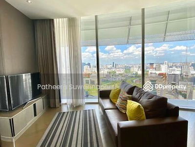 Magnolias Ratchadamri Boulevard, Bangkok, Thailand Magnolias Ratchadamri Boulevard, Bangkok, Thailand