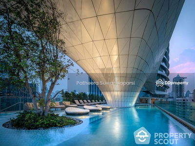 Magnolias Ratchadamri Boulevard, Bangkok, Thailand Magnolias Ratchadamri Boulevard, Bangkok, Thailand