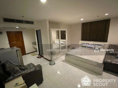 Phayathai Place, Bangkok, Thailand Phayathai Place, Bangkok, Thailand