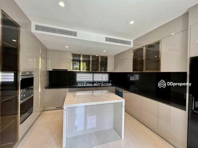 Luxury pool villa, Bangkok, Thailand Luxury pool villa, Bangkok, Thailand