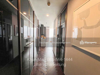 The Monument Sanampao, Bangkok, Thailand The Monument Sanampao, Bangkok, Thailand