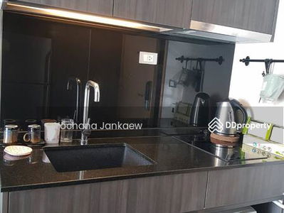 Via 49, Bangkok, Thailand Via 49, Bangkok, Thailand