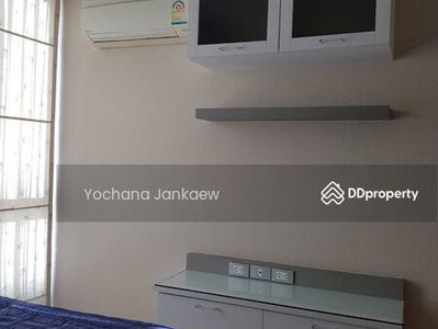 Via 49, Bangkok, Thailand Via 49, Bangkok, Thailand