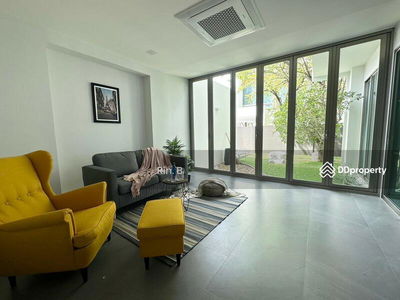 VIVE Rama 9, Bangkok, Thailand VIVE Rama 9, Bangkok, Thailand