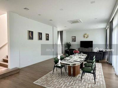 VIVE Rama 9, Bangkok, Thailand VIVE Rama 9, Bangkok, Thailand