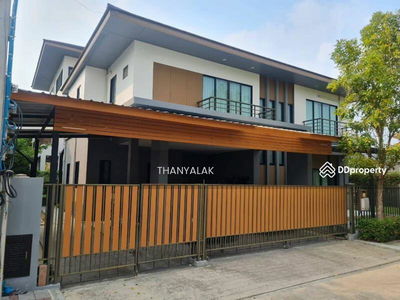 Luxury 2-story detached house, Village: Lumpini Suan Luang Rama 9,, Bangkok, Thailand Luxury 2-story detached house, Village: Lumpini Suan Luang Rama 9,, Bangkok, Thailand